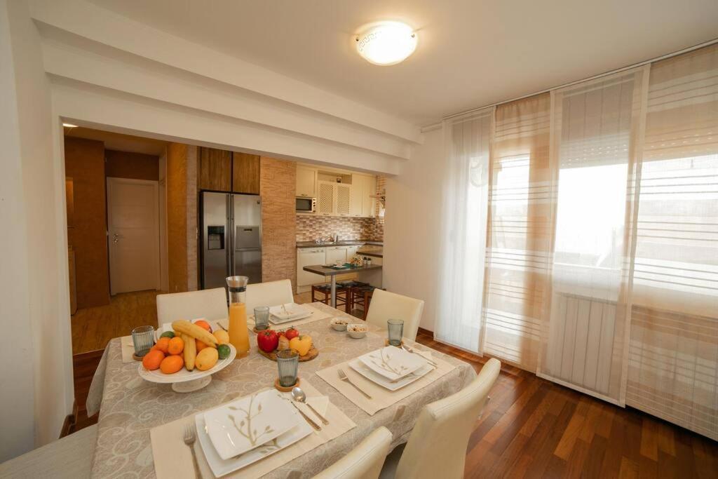 Apartma Sunny Day -arena , 2 Bathrooms, 102m²,